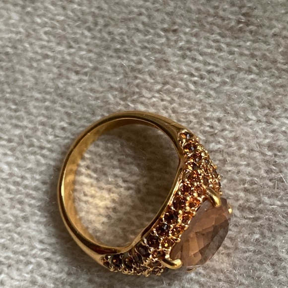Swarovski champagne color crystal cocktail ring - Picture 9 of 15